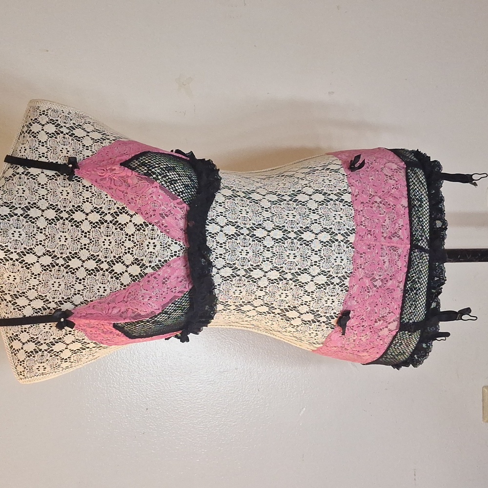 🌸Women's Black/Pink Lace Lingere
